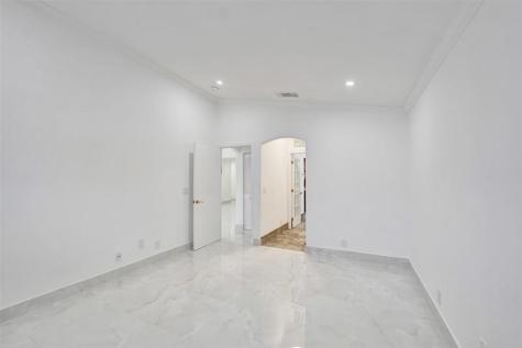 4966 SW 33rd Terrace Hollywood FL 33312