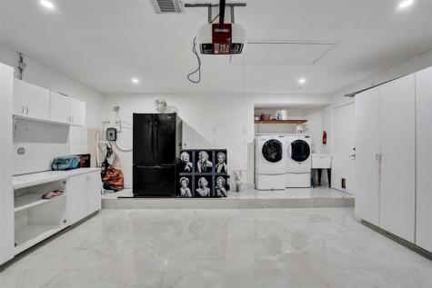 4966 SW 33rd Terrace Hollywood FL 33312