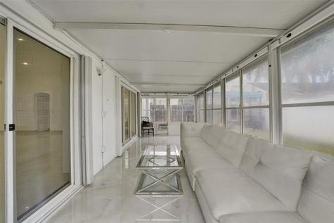4966 SW 33rd Terrace Hollywood FL 33312