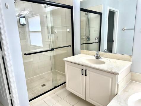 1886 Grey Falcon Circle SW Vero Beach FL 32962