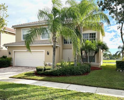 1886 Grey Falcon Circle SW Vero Beach FL 32962