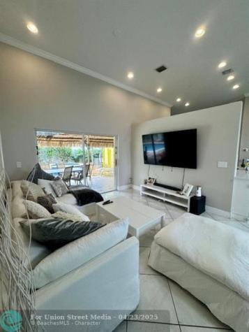 6972 NW 19th Street Margate FL 33063
