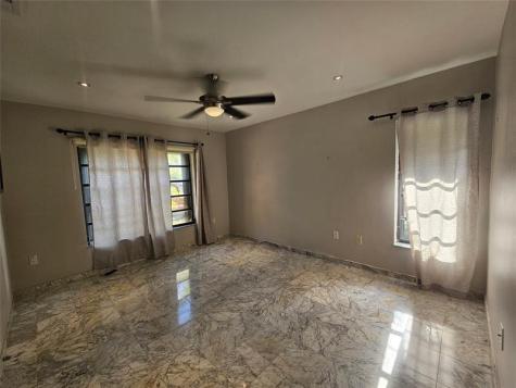 19975 NE 10th Place Way Miami FL 33179