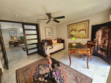 19975 NE 10th Place Way Miami FL 33179