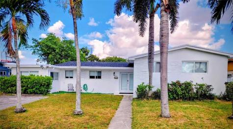 1051 NE 180th Terrace North Miami Beach FL 33162
