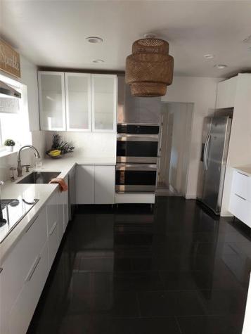 1051 NE 180th Terrace North Miami Beach FL 33162