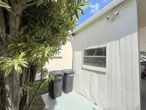 5221 SW 25th Avenue Fort Lauderdale FL 33312