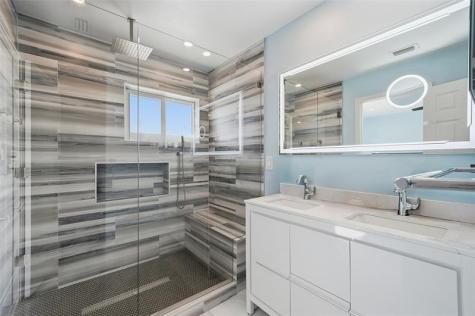 1580 NE 34th Street Oakland Park FL 33334
