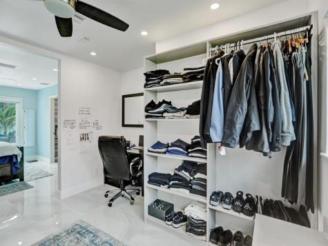 1580 NE 34th Street Oakland Park FL 33334