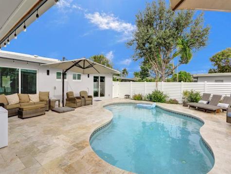 1580 NE 34th Street Oakland Park FL 33334
