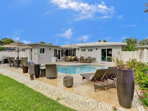 1580 NE 34th Street Oakland Park FL 33334