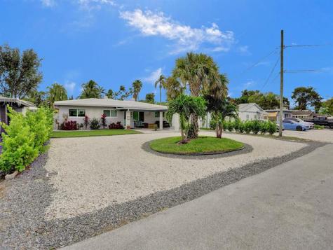 1580 NE 34th Street Oakland Park FL 33334