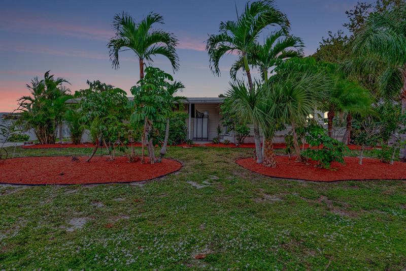 7184 SE Redbird Circle Hobe Sound FL 33455