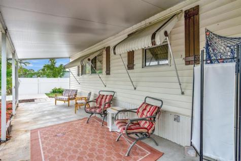 7184 SE Redbird Circle Hobe Sound FL 33455