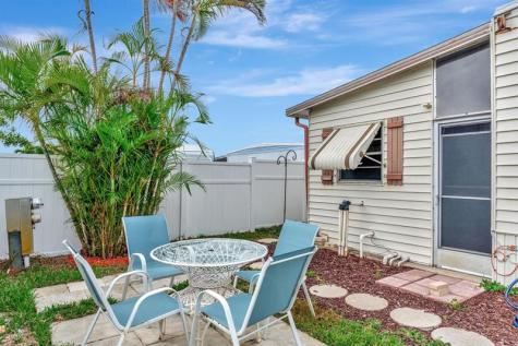 7184 SE Redbird Circle Hobe Sound FL 33455