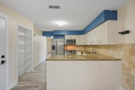 417 SE 4th Street Dania Beach FL 33004