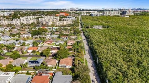 417 SE 4th Street Dania Beach FL 33004
