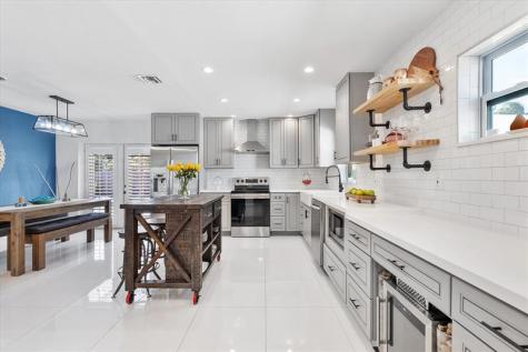 4421 NE 16th Avenue Oakland Park FL 33334