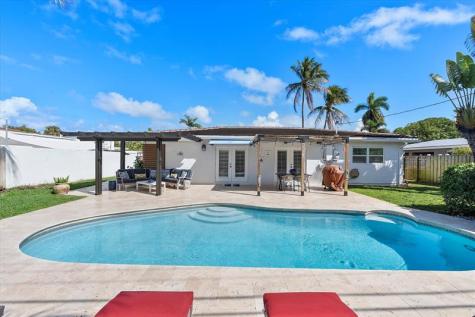 4421 NE 16th Avenue Oakland Park FL 33334