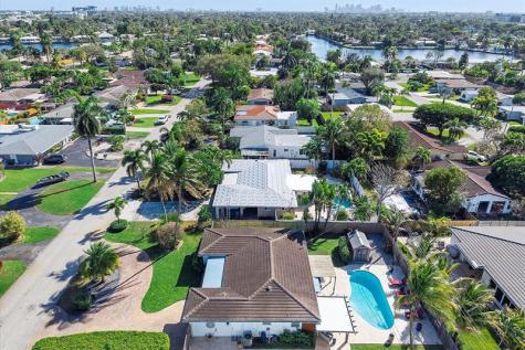 4421 NE 16th Avenue Oakland Park FL 33334