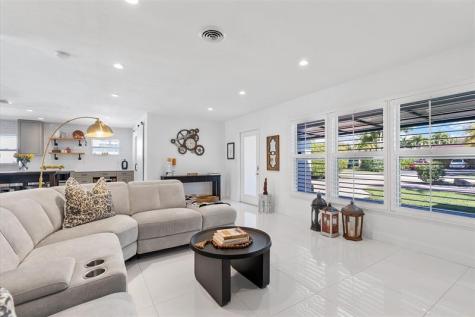 4421 NE 16th Avenue Oakland Park FL 33334