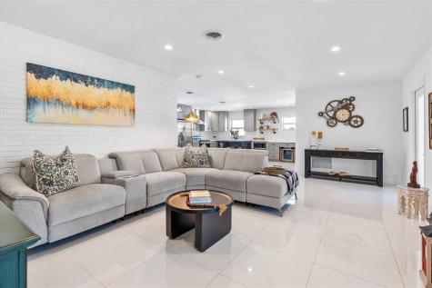 4421 NE 16th Avenue Oakland Park FL 33334