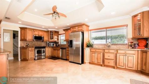 412 SE 28th Avenue Pompano Beach FL 33062