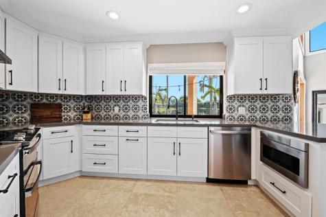 1260 Fairfax Court Weston FL 33326