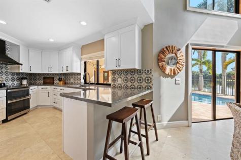1260 Fairfax Court Weston FL 33326