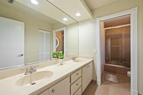 1260 Fairfax Court Weston FL 33326