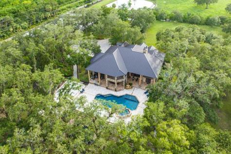 4560 S 25th Street Fort Pierce FL 34981