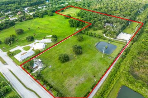 4560 S 25th Street Fort Pierce FL 34981