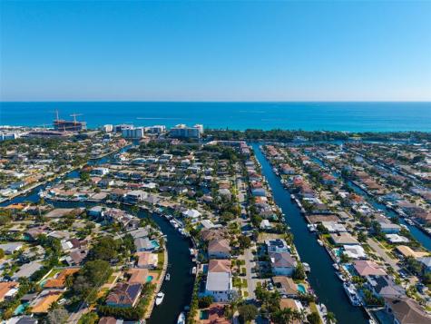 2631 NE 48th Court Lighthouse Point FL 33064