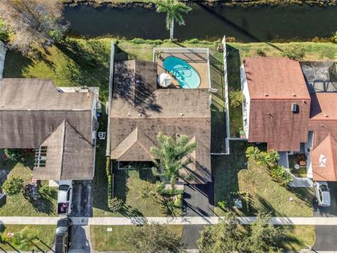 16932 SW 5th Way Weston FL 33326