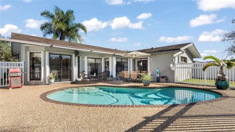 16932 SW 5th Way Weston FL 33326