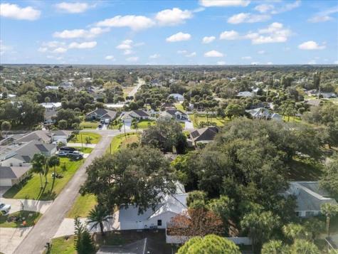 189 Abeto Terrace Sebastian FL 32958
