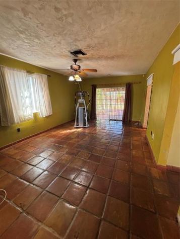 9261 SW 68th Street Miami FL 33173