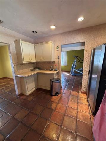 9261 SW 68th Street Miami FL 33173