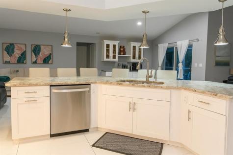 6715 NW Pinson Court Port St Lucie FL 34983