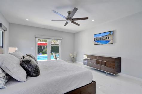 4030 Bayview Drive Fort Lauderdale FL 33308