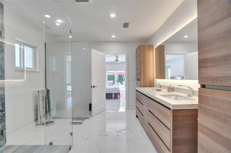 4030 Bayview Drive Fort Lauderdale FL 33308