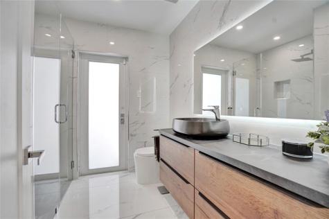 4030 Bayview Drive Fort Lauderdale FL 33308
