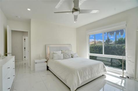 4030 Bayview Drive Fort Lauderdale FL 33308
