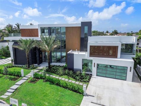 2880 NE 28th Street Fort Lauderdale FL 33306