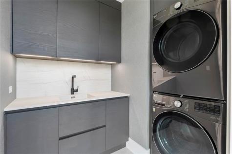 2880 NE 28th Street Fort Lauderdale FL 33306