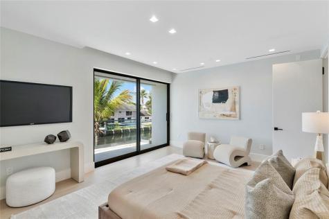2880 NE 28th Street Fort Lauderdale FL 33306