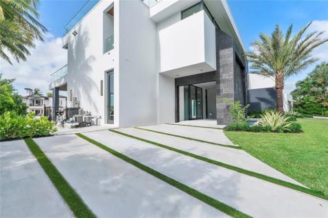 2880 NE 28th Street Fort Lauderdale FL 33306