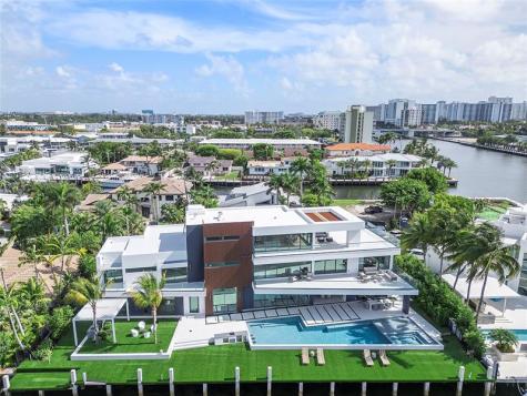2880 NE 28th Street Fort Lauderdale FL 33306
