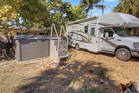 922 S Palmway Lake Worth Beach FL 33460