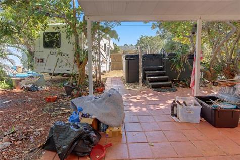 922 S Palmway Lake Worth Beach FL 33460